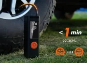 Compact portable air pump and tire inflator 