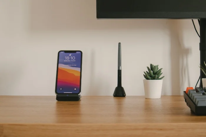 How to use wireless charging for iPhone