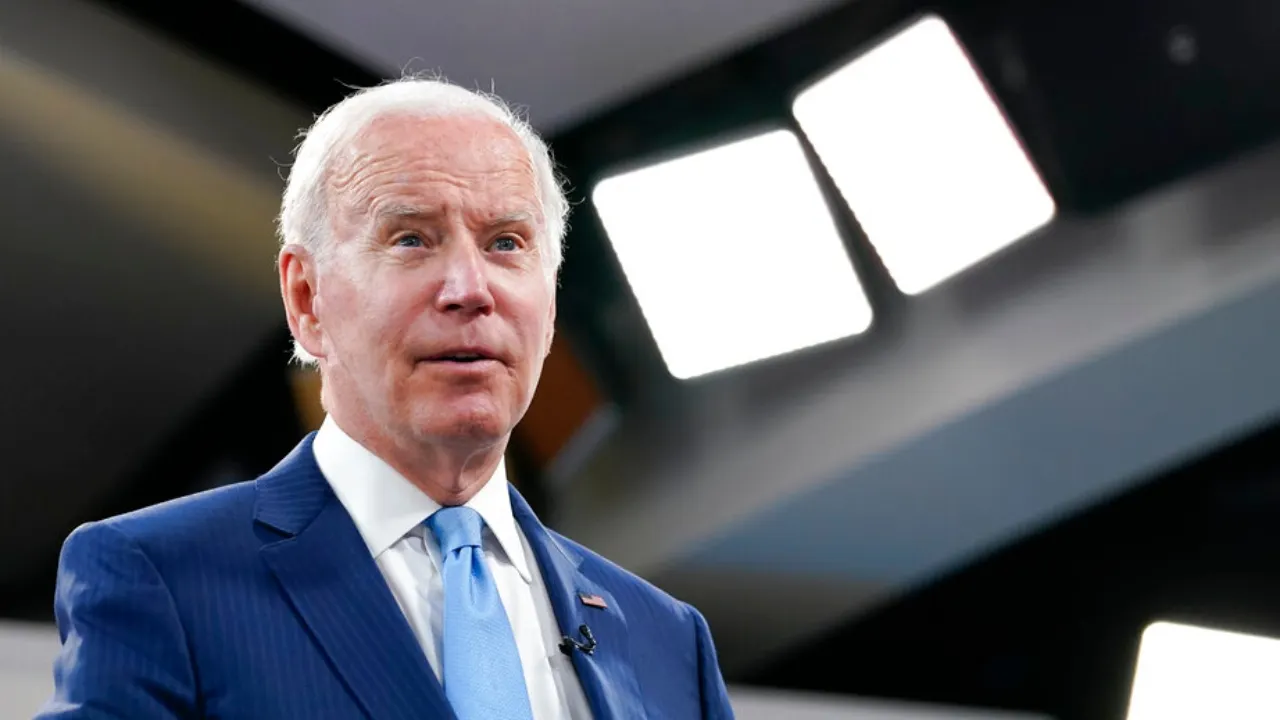 By referencing a minor fire at his home, Biden claims he understands what it’s like to lose a residence while visiting Maui.