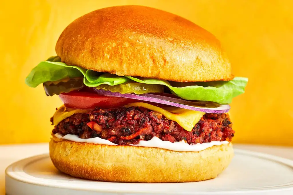 Burger Brilliance: The Science Behind Creating the Ideal Burger for Your Franchise Menu