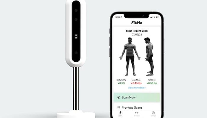 FitMe advanced 3D body scanner and AI trainer