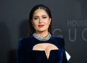 Salma Hayek dance flash | The News God