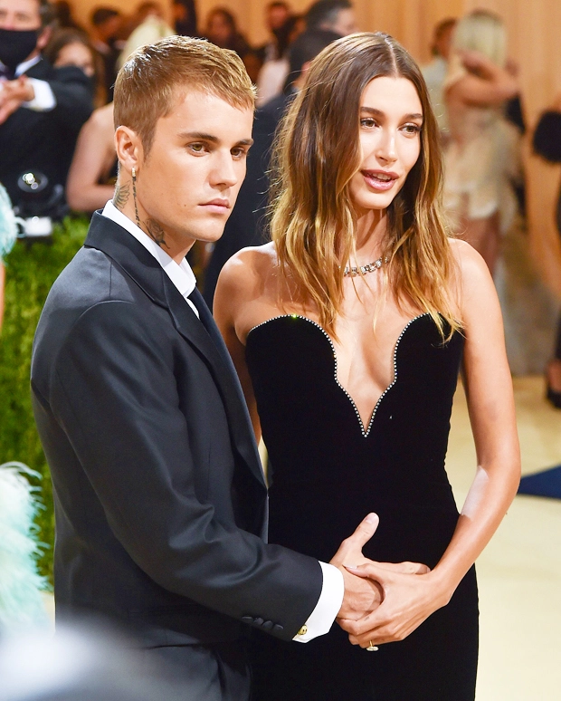 Hailey Bieber Pregnancy Rumors: Hailey Resolves It