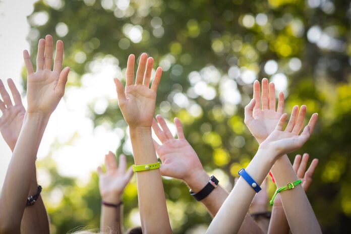 Maximizing Engagement: Ways to Use Event Wristbands for Attendee Delight