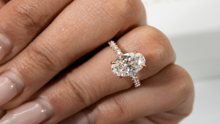 Diamonds Decoded: Carat vs. Cut – The Ultimate Face-off