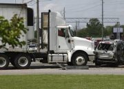 Why Should You Opt for a Legal Solution in Truck Accident Claims?