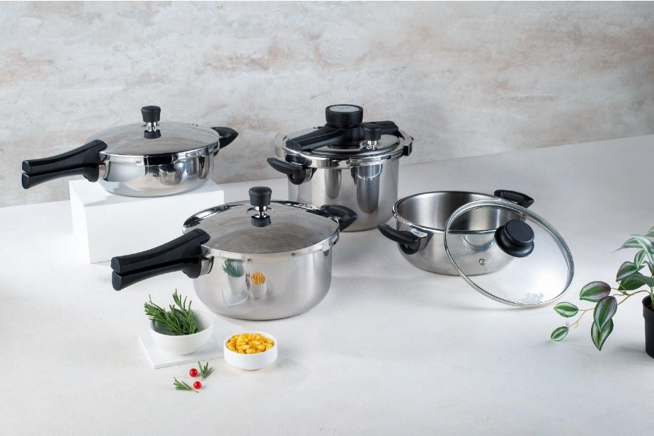 The Versatility of Stainless Steel Pressure Cookers