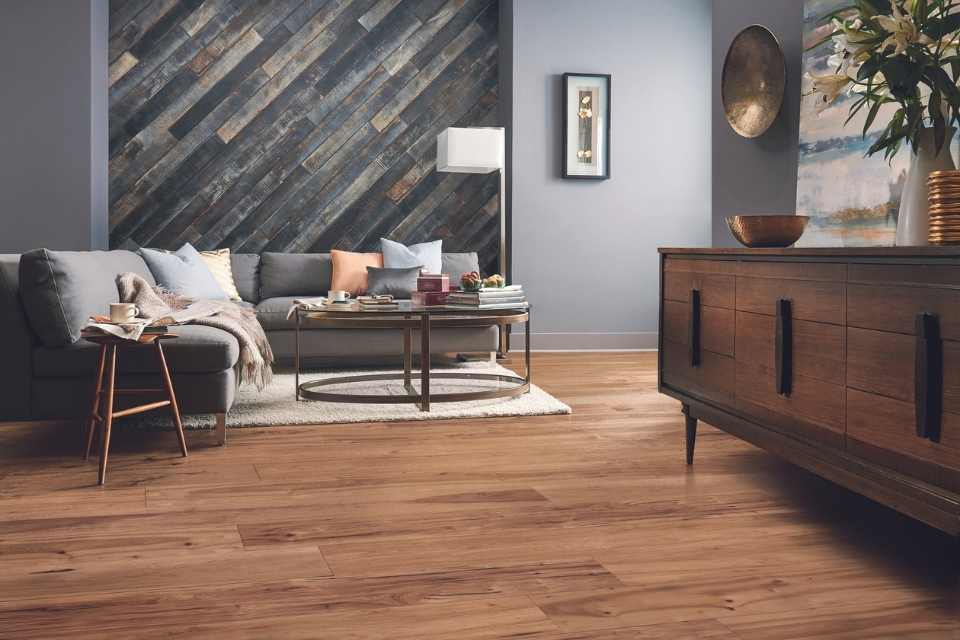 Timeless Timber Flooring Trends – HousesItWorld