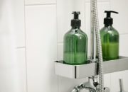 Green Hospitality: The Eco-Friendly Revolution of Mini and Refillable Hotel Toiletries