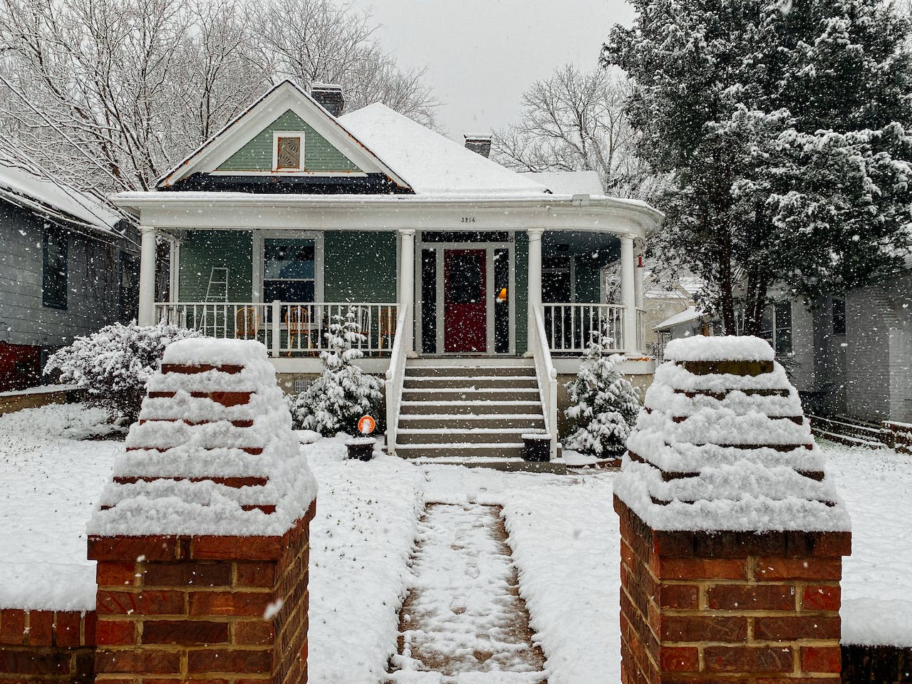 The Top 5 Reasons to Purchase a Home During the Winter Season