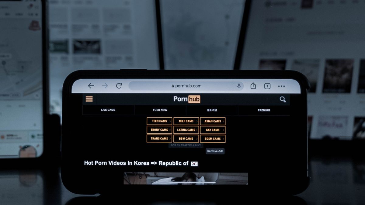 Exploring the Evolution of Pornhub: A Fascinating Look into the World’s Most Popular Adult Website