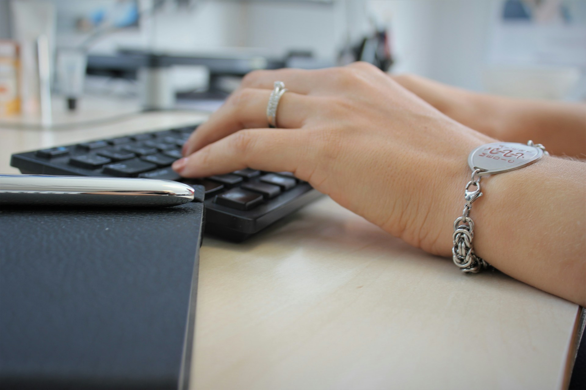 Corporate Vital Signs: The Receptionist Desk Powers the Pulse of Business Success