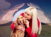 Pet psychic Beth Lee-Crowther can talk to animals – you can too | Weird News